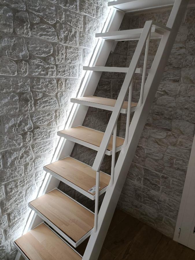 Mirosa Mini Loft Home Self Check In Bari Bagian luar foto